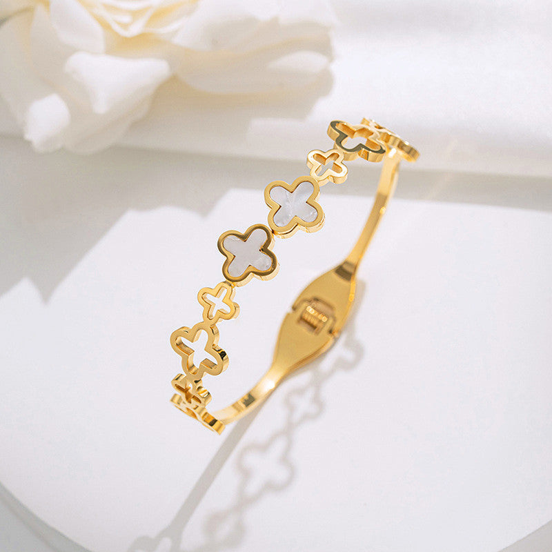 Gold-Plated Anti Tarnish Clover Themed Charm Bracelet - Image 1