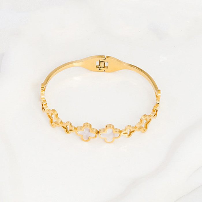 Gold-Plated Anti Tarnish Clover Themed Charm Bracelet - Image 6