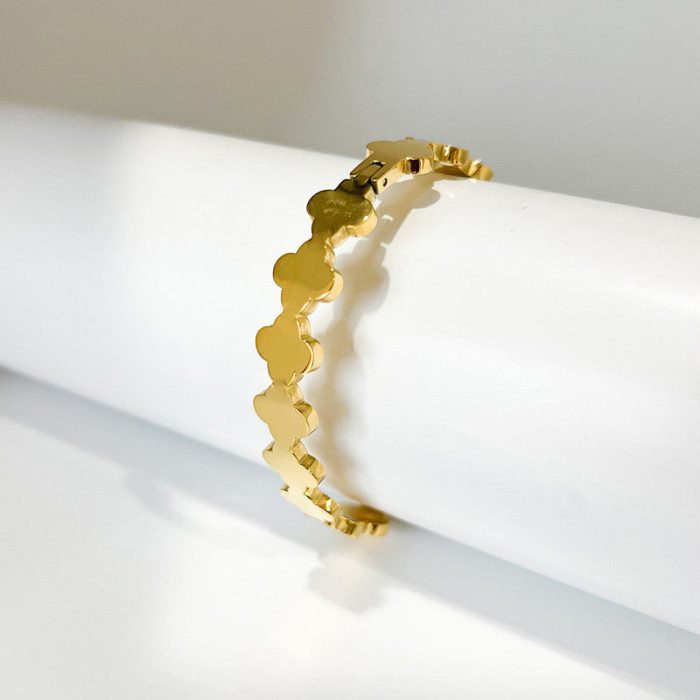 Gold-Plated Anti Tarnish Clover Themed Charm Bracelet - Image 4