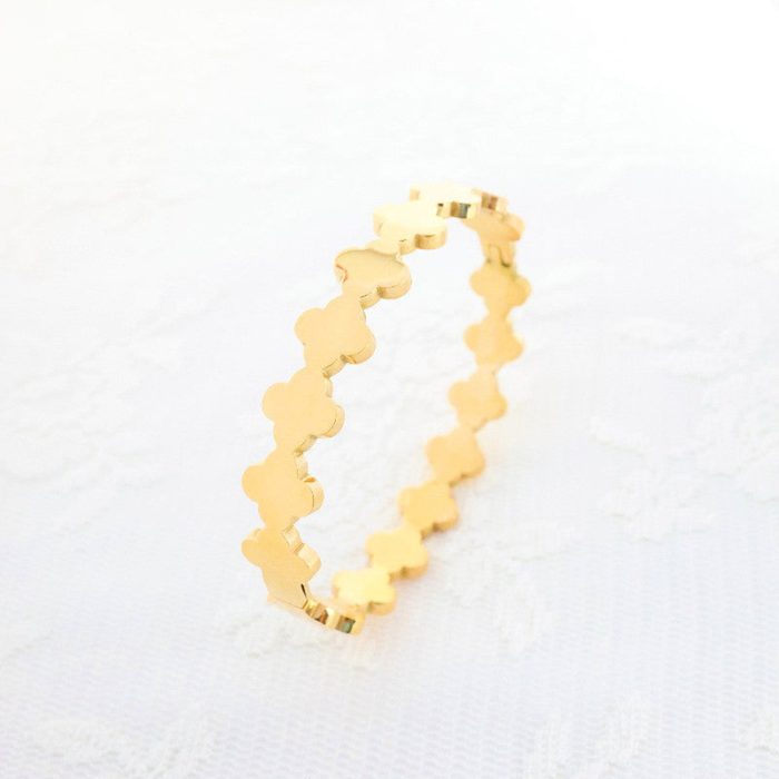 Gold-Plated Anti Tarnish Clover Themed Charm Bracelet - Image 9