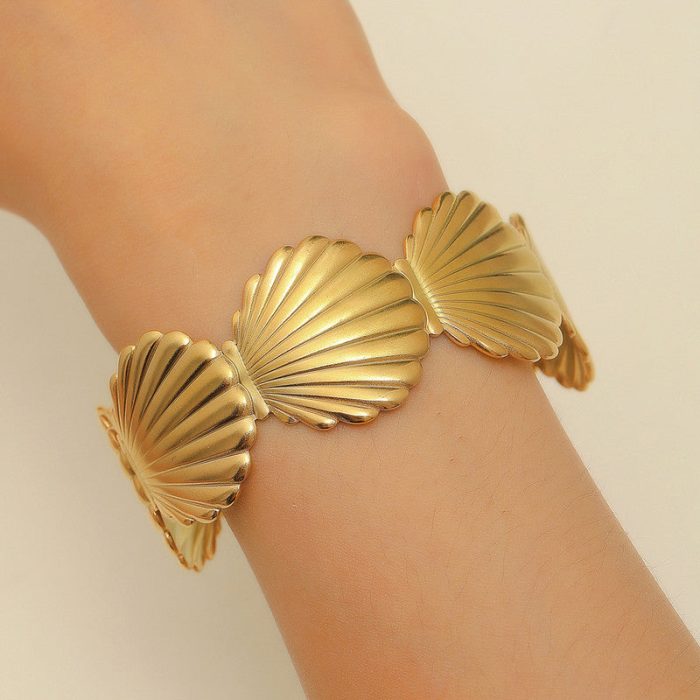 Gold Stainless Steel Shell Themed Cuff Bracelet - Image 5