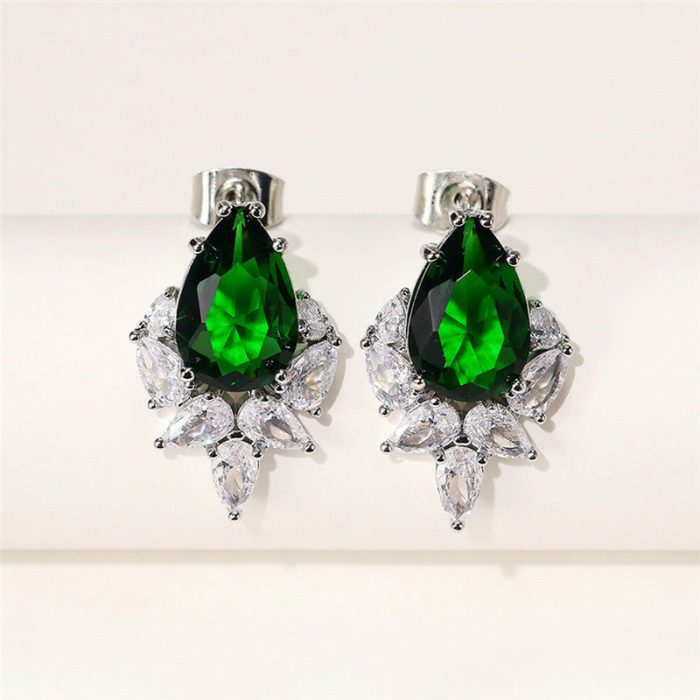 Silver Plated Anti Tarnish American Diamond Studded Green Crushed Ice Cut Drop Earrings - Image 5