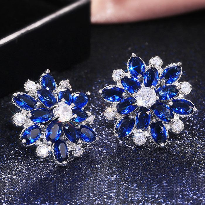 Silver Plated Anti Tarnish American Diamond Studded Navy Floral Silver Stud Earrings - Image 3