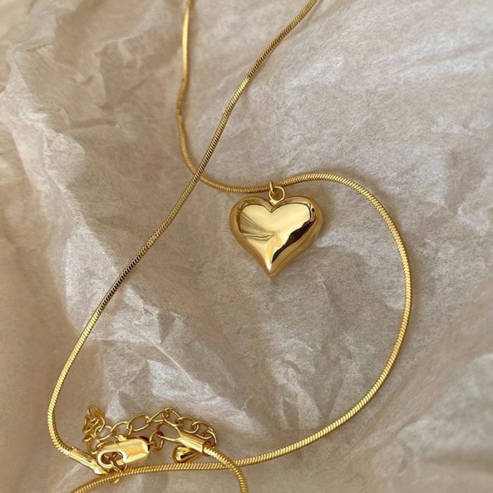 Gold-Plated Anti Tarnish Heart Themed Pendant - Image 6