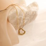 Gold-Plated Anti Tarnish Heart Themed Pendant - Image 6