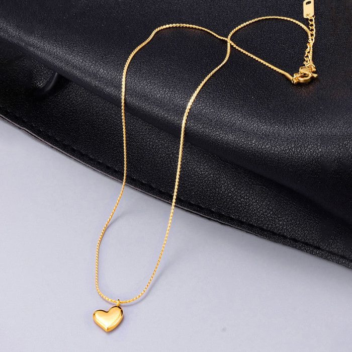 Gold-Plated Anti Tarnish Heart Themed Pendant - Image 6
