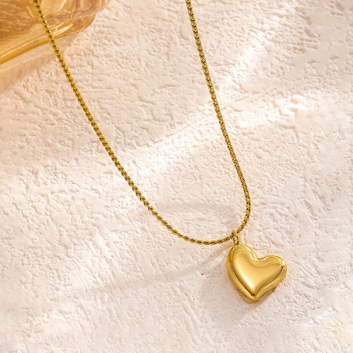 Gold-Plated Anti Tarnish Heart Themed Pendant - Image 8