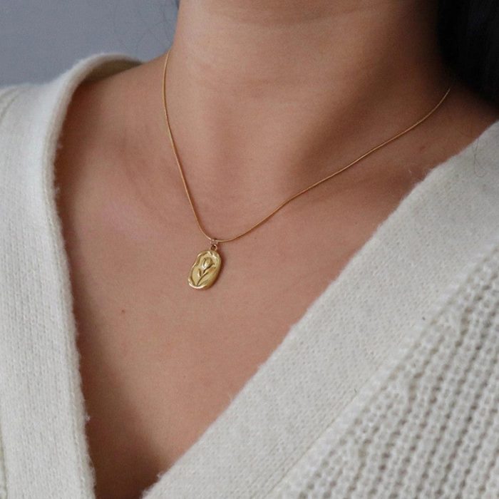 Gold Plated White Anti Tarnish Rose Themed Pendant - Image 10