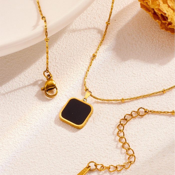 Gold-Plated Anti Tarnish Black Geometric Pendant - Image 9