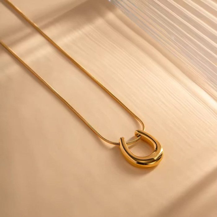 Gold-Plated Stainless Steel Anti Tarnish Geometric Shaped Pendant For Women - Image 4