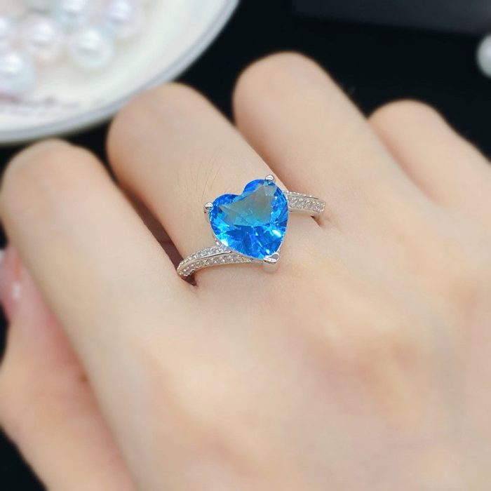 Silver Plated Anti Tarnish American Diamond Crushed Ice Cut Heart Finger Ring - VAIRAVI