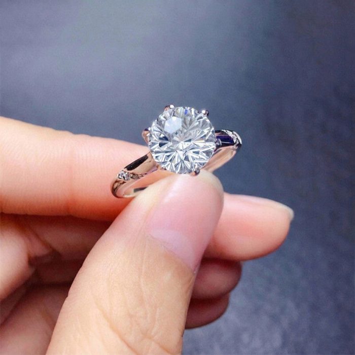 Silver Plated American Diamond Crushed Ice Cut White Circular Contemporary Finger Ring - Image 2