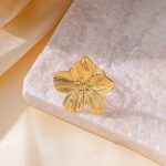 Gold Plated Anti Tarnish Stainless Steel Floral Themed Ring - Image 4