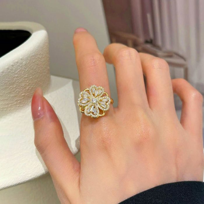Gold Plated Clover Themed Rotatable Adjustable Ring - Image 4