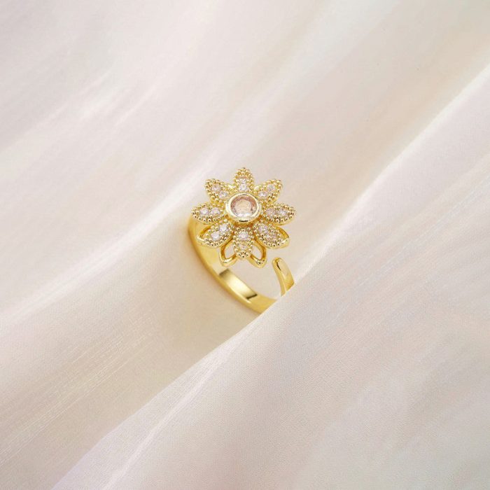 Gold Plated Star Shaped Rotatable Adjustable Ring - Image 4