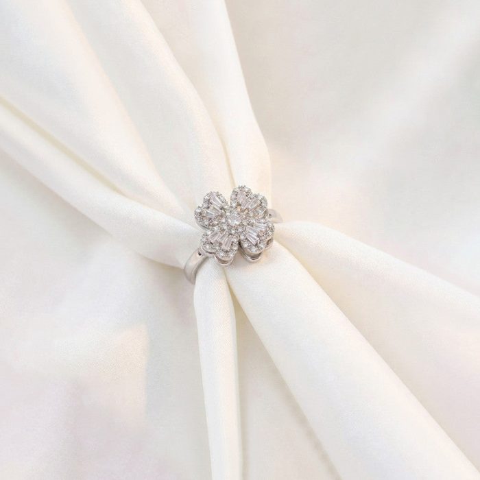 Silver Plated Clover Themed Rotatable Adjustable Ring - Image 3