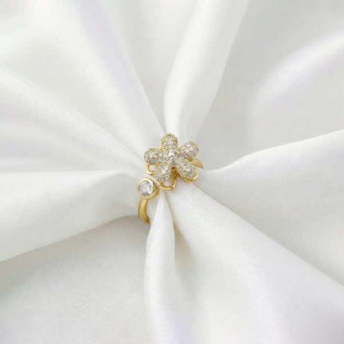 Gold Plated Star Shaped Rotatable Adjustable Ring - Image 3