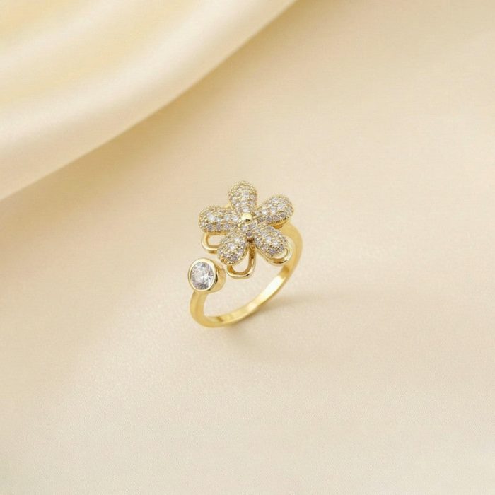 Gold Plated Star Shaped Rotatable Adjustable Ring - Image 4