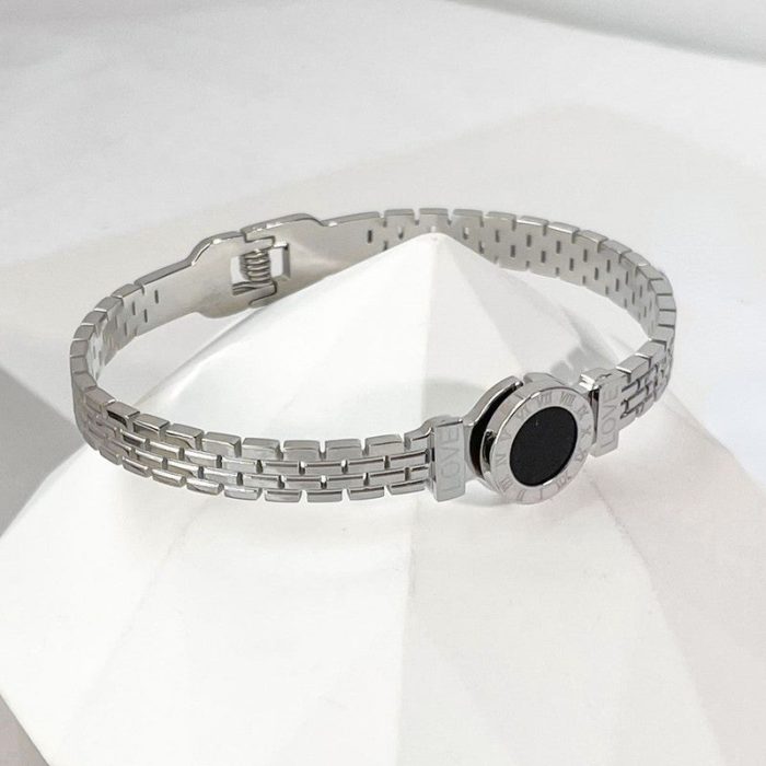 Stainless Steel Silver Plated Roman Zig Zag Style Anti-Tarnish Bracelet For Women - VAIRAVI