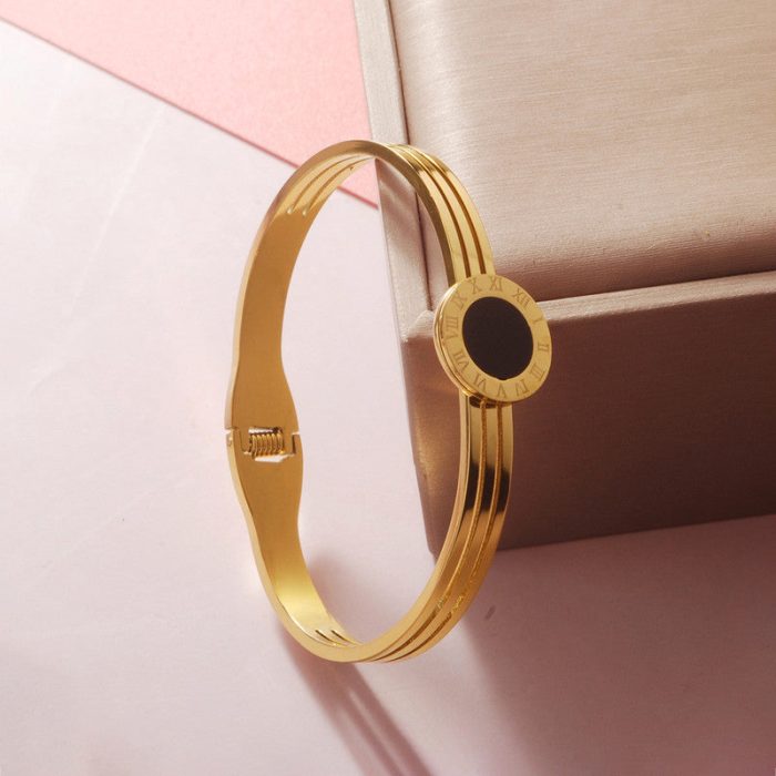 Gold Plated Stainless Steel Roman Numerals Anti Tarnish Geometric Bracelet - Image 5