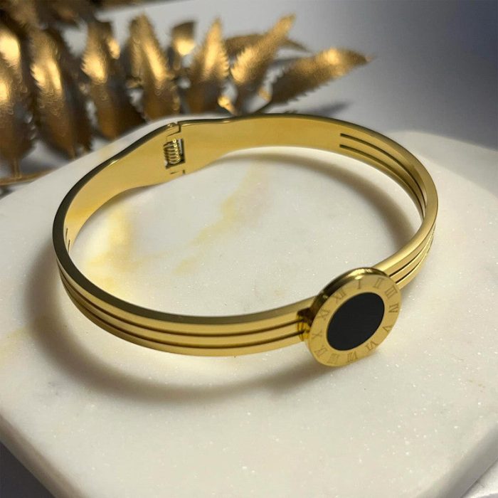 Gold Plated Stainless Steel Roman Numerals Anti Tarnish Geometric Bracelet - Image 11