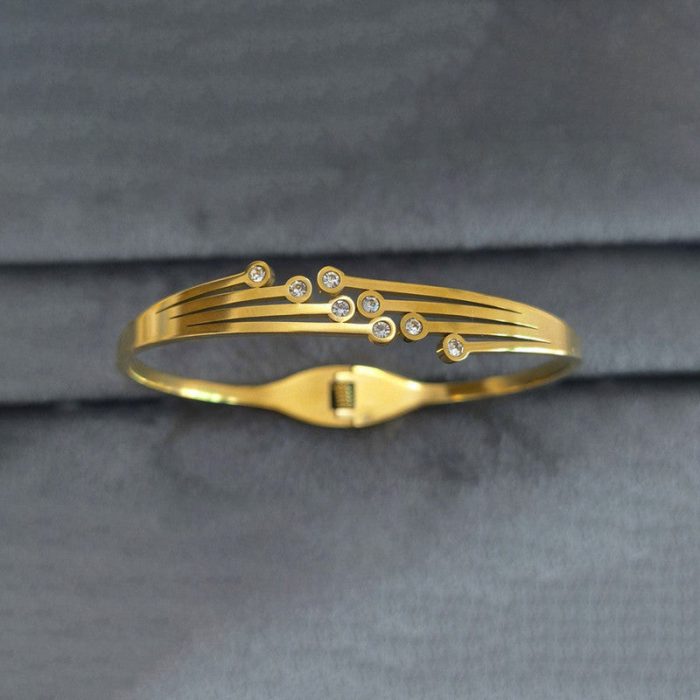 Gold Plated Stainless Steel Contemporary Anti Tarnish Geometric Bracelet - Image 4