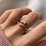 Gold-Plated Hug Shaped Adjustable Hug Day Finger Ring - Image 7